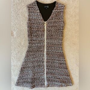 Ivonne Sleeveless Dress with Zipper Women’s size M